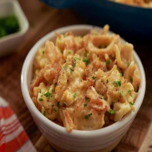 Cheesy Spaetzle with Fried Onions & Chives_image