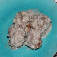 Easy Creamy Porcupine Meatballs_image