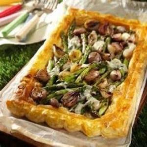 Shallot, dolcelatte & asparagus tart_image