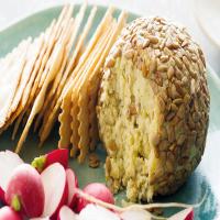 White Cheddar and Chive Cheese Ball_image