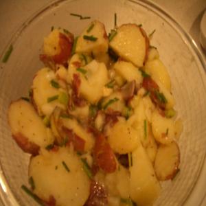 New Potato Salad With Truffle Oil_image
