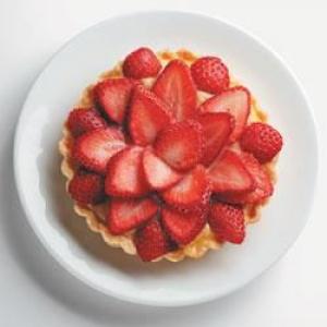 Strawberry Tart with Truvia® Natural Sweetener_image