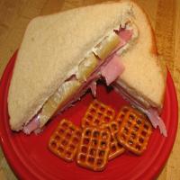 Hawaiian Ham Sandwich image