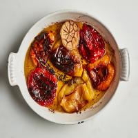 Slow-Cooked Bell Peppers with Bay Leaves and Oregano_image