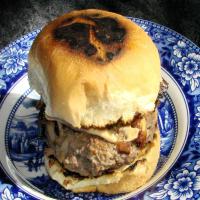 Apple and Cheddar Burgers_image