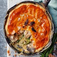 Chicken, morel mushroom & asparagus one-pan pie image