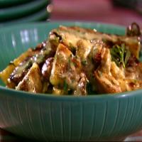 Grilled Fingerling Potatoes with Creamy Tarragon Vinaigrette_image