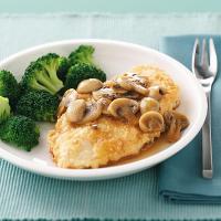 Chicken with Wine Sauce image