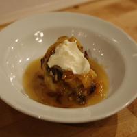 Vanilla Brioche Bread Pudding with Peach Suzette Sauce_image
