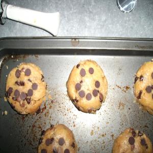 Smiley Chewy Chocolate Chip Cookies_image
