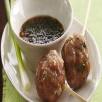 Vietnamese Meatball Lollipops with Dipping Sauce_image