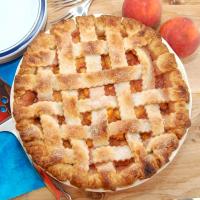 Lattice-Top Fresh Peach Pie_image