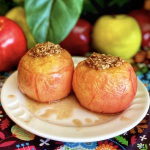 Oat-Stuffed Apples image
