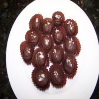 Salted Caramel and Toasted Pecan Truffles_image