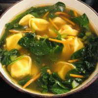 Spinach Tortellini Soup_image