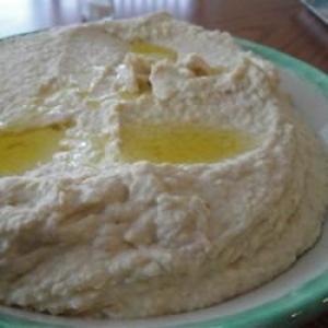 Creamy Yogurt Hummus_image