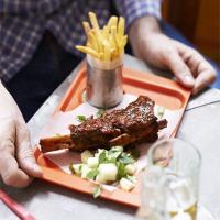 BBQ beef short ribs with green apple salsa & fries_image
