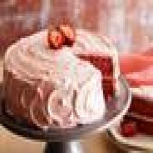 Simply Delicious Strawberry Cake_image