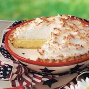 Coconut Cream Meringue Pie_image