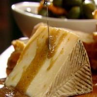 Manchego with Honey Brown Butter Sauce_image