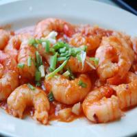 Spicy Shrimp In Tomato-Garlic Sauce Over Rice_image