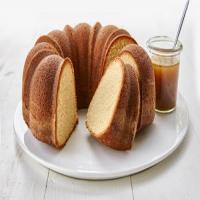 Brown Sugar Cake with Buttery Brown Sugar Sauce_image