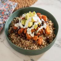Quinoa, Sweet Potato and Black Bean Bowls with Yogurt Dressing_image