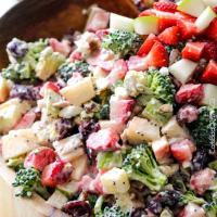 Strawberry Broccoli Salad with Creamy Poppy Seed Dressing Recipe - (3.9/5)_image