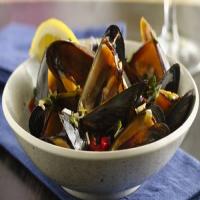 Grilled Mussels with Spanish-Style Vinaigrette image