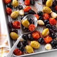 Herb-Roasted Olives & Tomatoes_image