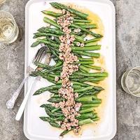 Asparagus with spiced butter & brown shrimp_image