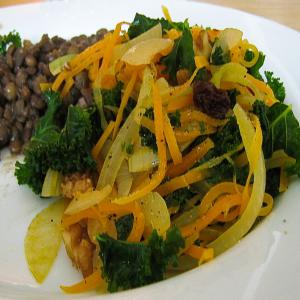 Curly Kale With Raisins, Walnuts and Chili_image