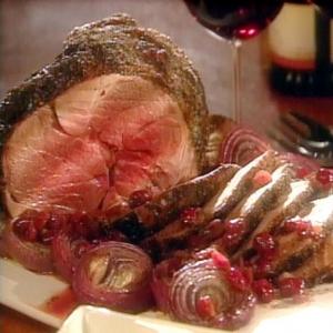 Roasted Leg of Lamb with Red Onions and Sour Cherries_image