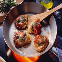 Veal Cutlets with Sage and Prosciutto_image