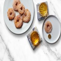 Apple Fritters With Spiced Sugar_image