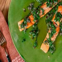 Slow-Cooked Salmon with Salsa Verde_image