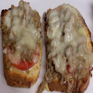 Pepper Jack Bread Chorizo Melts_image
