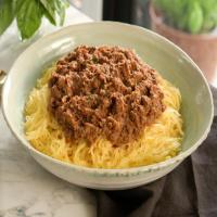 Easy Vegetable Bolognese with Spaghetti Squash_image