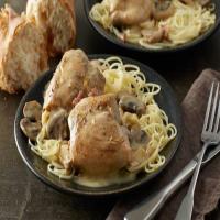 Slow-Cooker Smothered Chicken_image