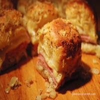King's Hawaiian Ham & Swiss Rolls Recipe - (4.3/5)_image