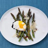 Roasted Asparagus and Eggs image