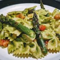 Italian Vegetable Fusilli with Basil Mint Pesto image