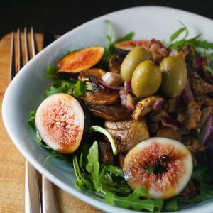 Fig, Walnut & Mushroom Salad With a Carob & Balsamic Dre_image