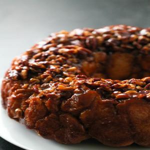 Gooey Caramel Breakfast Pull Apart Recipe (Monkey Bread)_image
