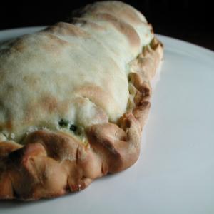 Spinach and Ricotta Calzone_image