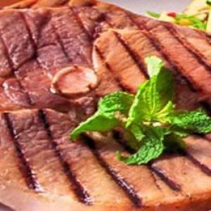 Grilled Ham Steak with Peach Fresca_image