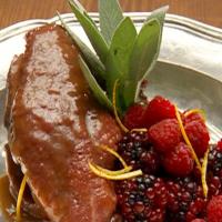 Duck Breast with Berry Sauce_image