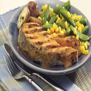 Grilled Salmon Packs with Sugar Snap Peas and Corn_image