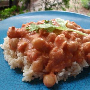Peanut-Ginger Chickpea Curry_image