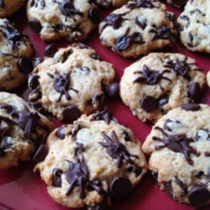 Halloween Chocolate Chip Cookies with Spiders_image